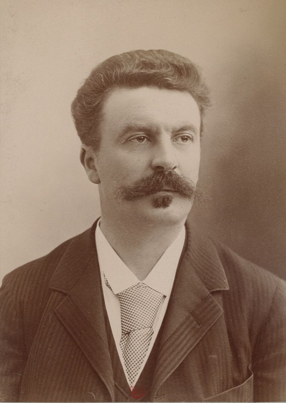 Maupassant par Nadar (Guy de Maupassant)